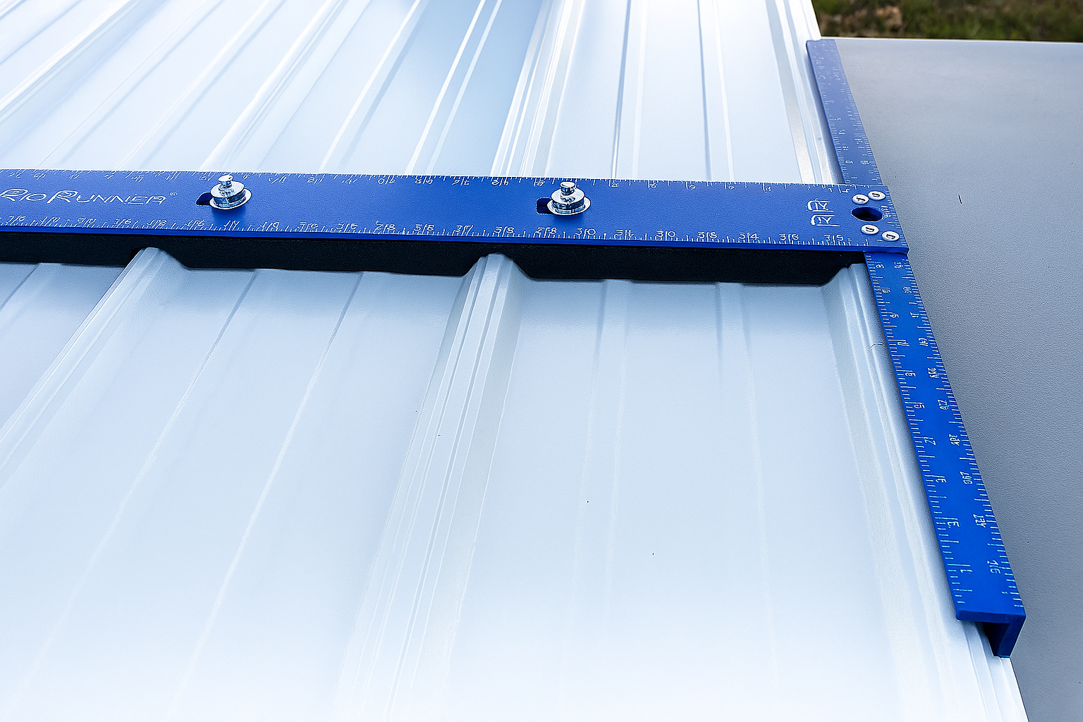 Rib Runner - Metal Roofing & Siding Punch Tool